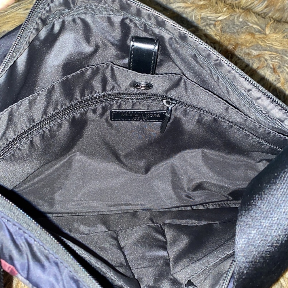 Michael Kors Black Camo Messenger Bag Men’s - Picture 5 of 7